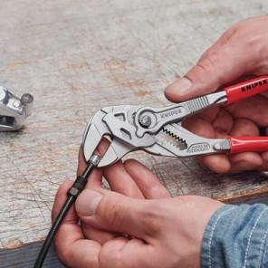 Zangenschlüssel, Länge 180 mm- KNIPEX - 86 03 180